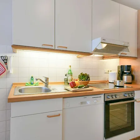 Apartment Haus Am Hövt - 11 Goehren (Ruegen)